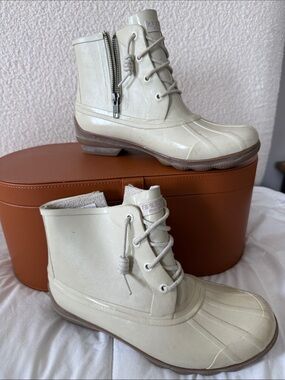 Sperry Women's Off-White Lace-Up Duck Booties with Side Zipper